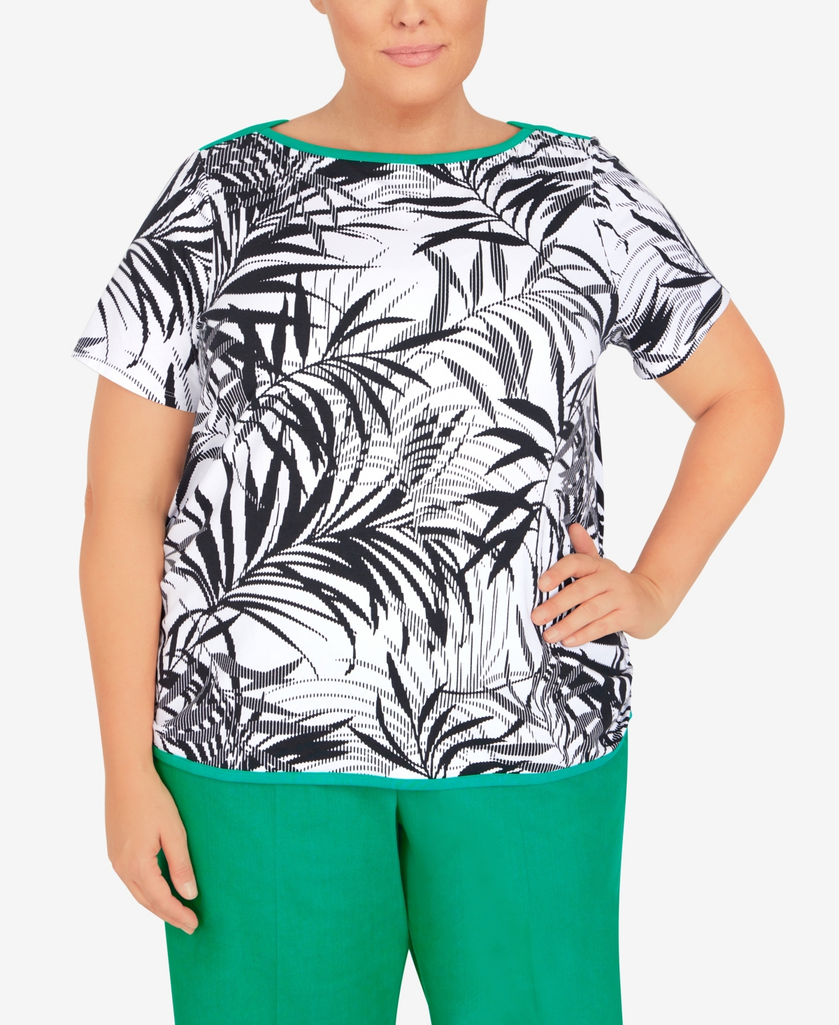Alfred Dunner Petite Island Vibes Etched Emerald Trim Short Sleeve Top In Onyx/white
