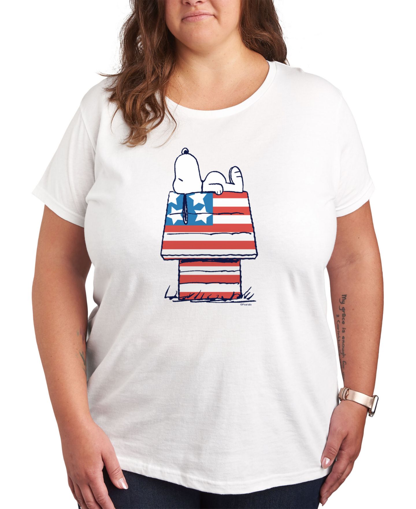 Женская футболка Hybrid Apparel Trendy Plus Size Peanuts Snoopy 4th of July Graphic, цвет: Белый — фото 1