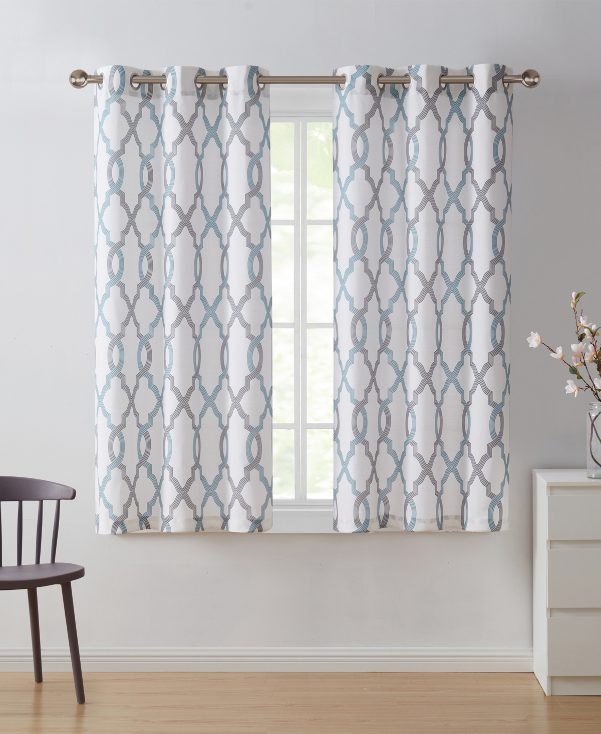 https://slimages.macysassets.com/is/image/MCY/products/9/optimized/24747565_fpx.tif?wid=1200&fmt=jpeg&qlt=100