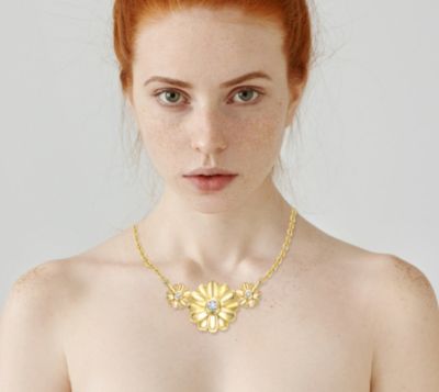 Young Adults/Teens 14k Yellow Gold Plated with -Like Cubic Zirconia Triple Daisy Flower Chevron Pendant Necklace