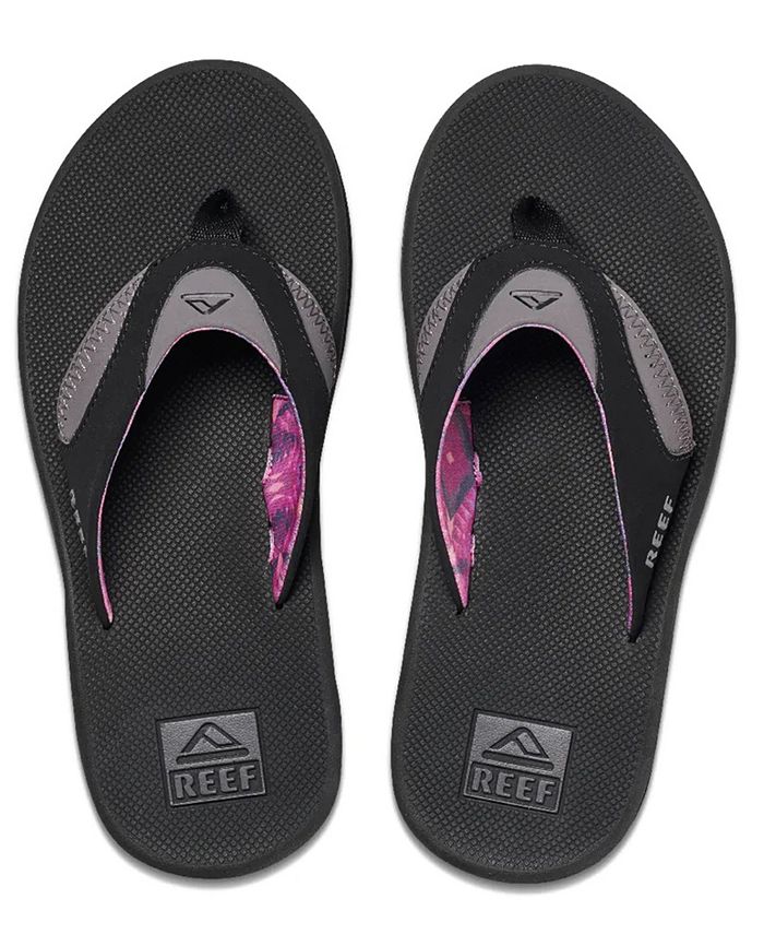 Macys womens cheap reef flip flops