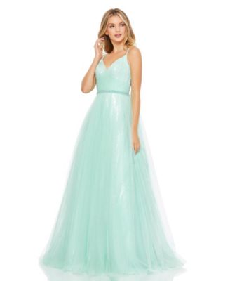 Mac Duggal