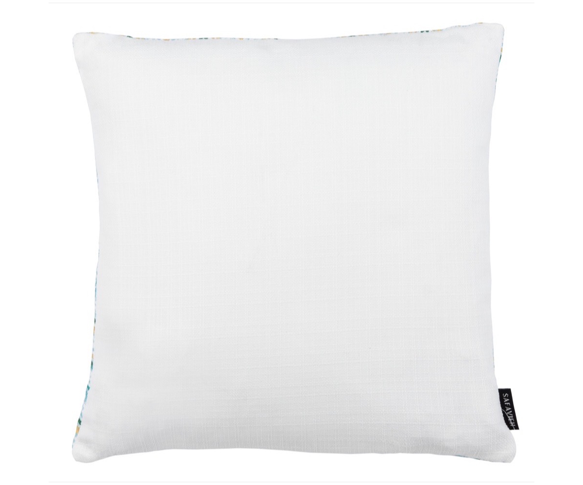 Safavieh Indoor/Outdoor Zarin 18