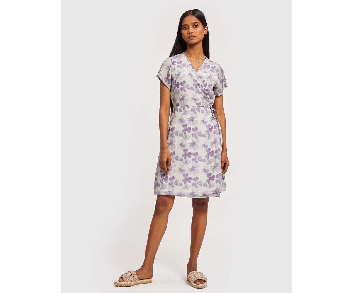 Reistor Women's Short Wrap Dress Purple Mist - Grey base with purple flowers