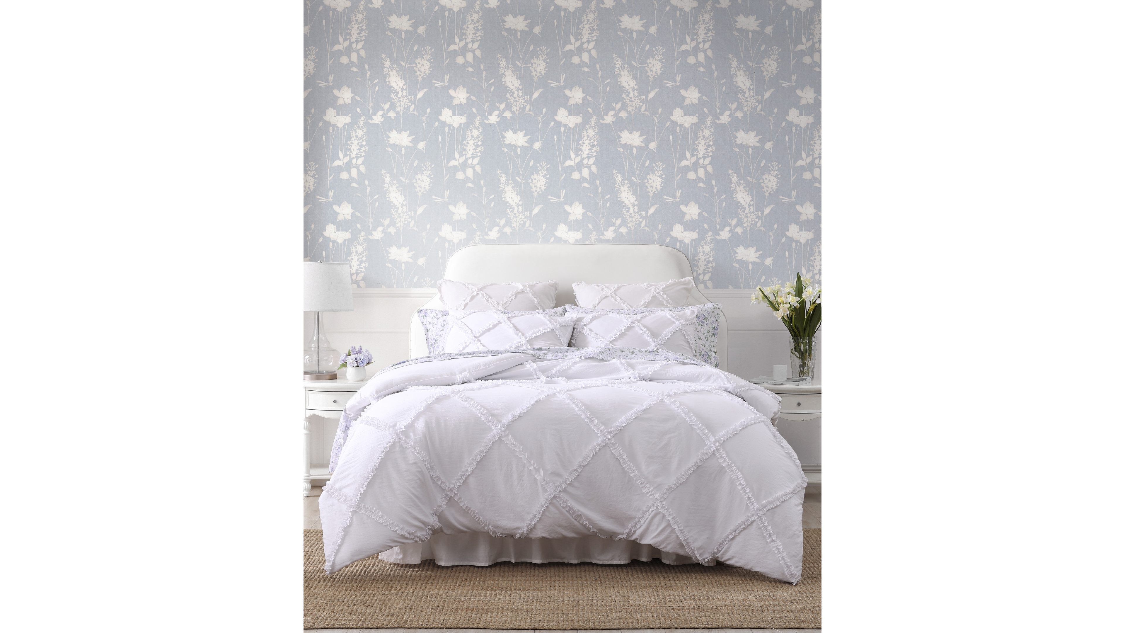 Laura Ashley Norah Solid Microfiber 2 Piece Comforter Set, Twin Xl