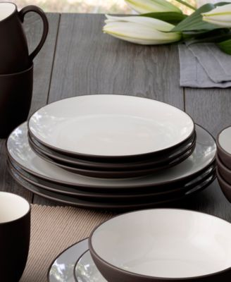 Colorwave Coupe 16 Pc. Dinnerware Set, Service for 4