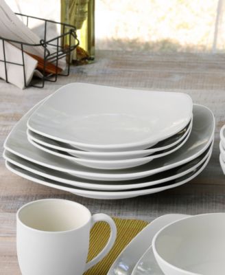 Colorwave Square 16 Pc. Dinnerware Set, Service for 4