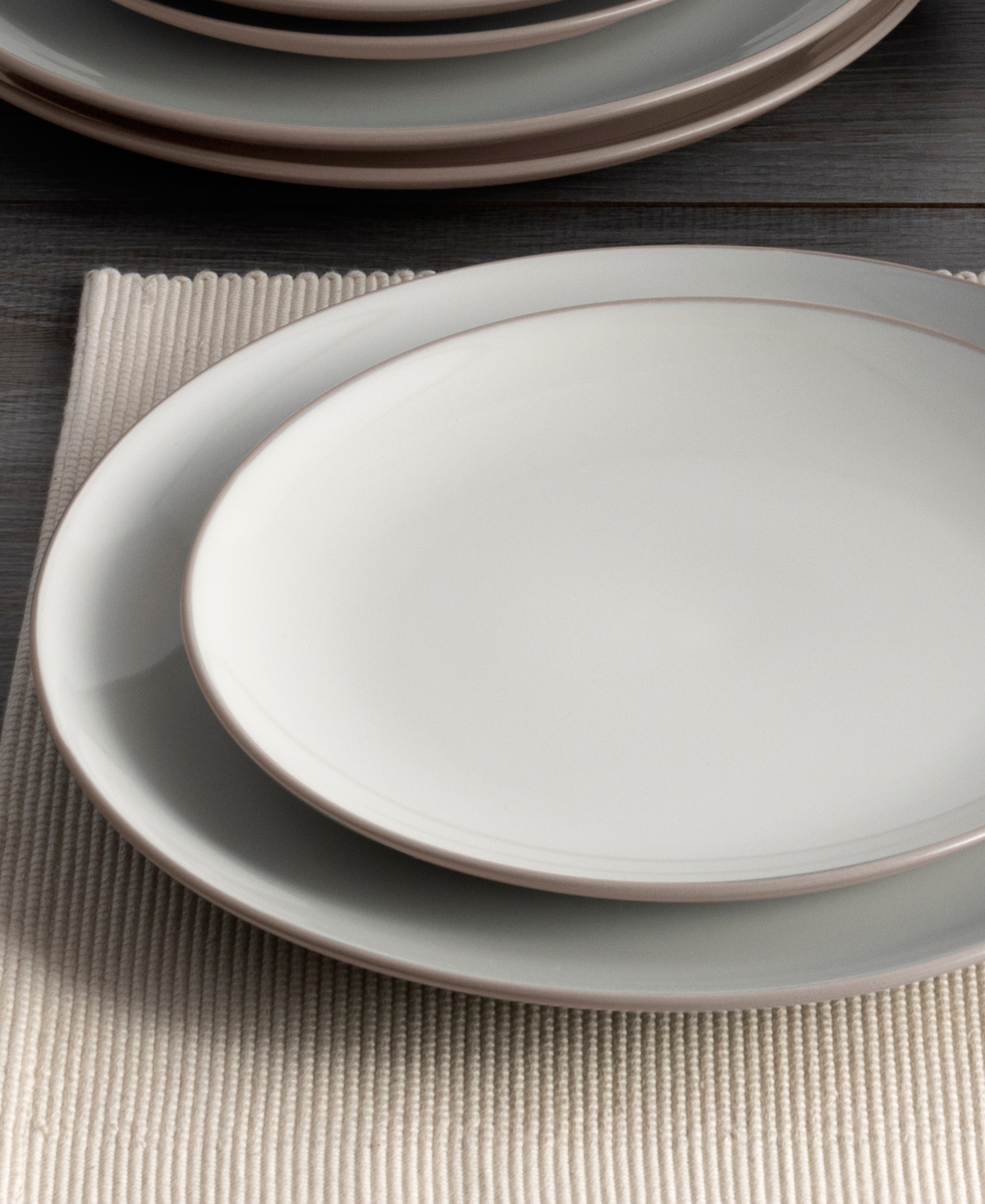 Noritake Colorwave Coupe 16 Pc. Dinnerware Set, Service For 4 In Sand