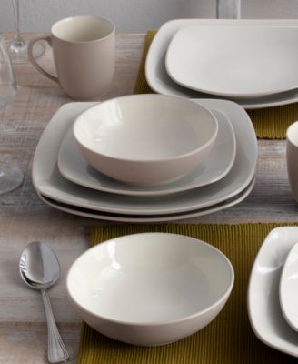 Colorwave Square 16 Pc. Dinnerware Set, Service for 4