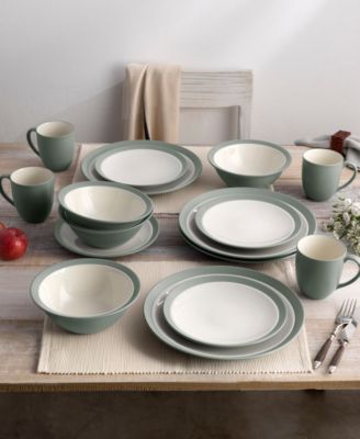 Colorwave Curve 16 Pc. Dinnerware Set, Service for 4