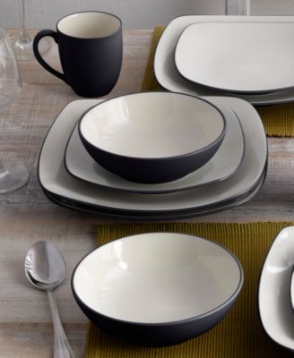 Colorwave Square 16 Pc. Dinnerware Set, Service for 4
