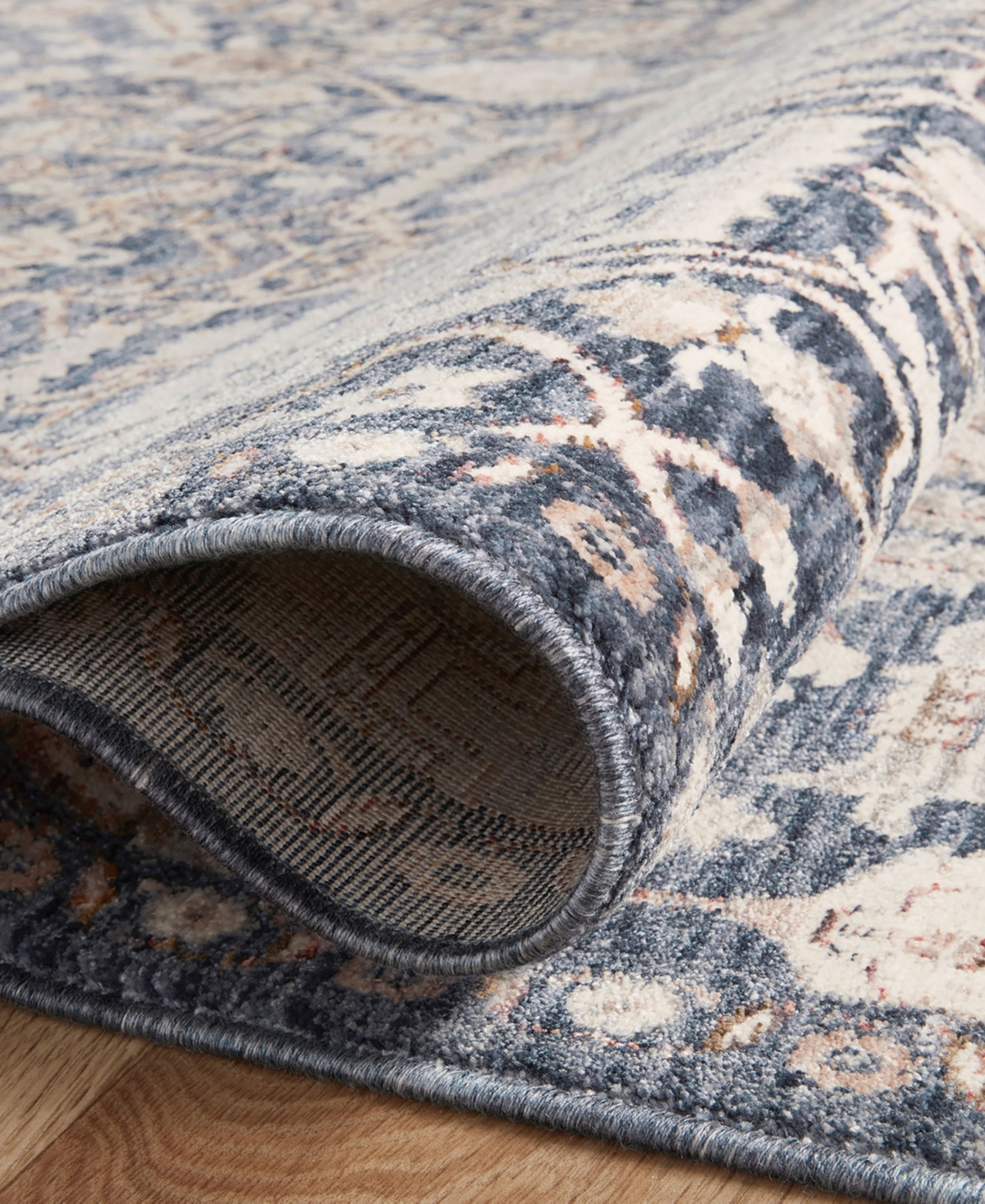 Amber Lewis Loloi Zuma Zum-02 Area Rug - Ivory