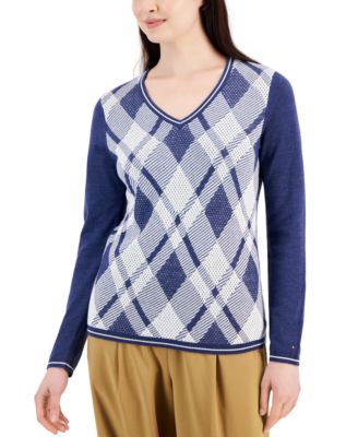 Tommy Hilfiger - Women's Argyle V-Neck Long-Sleeve Sweater
