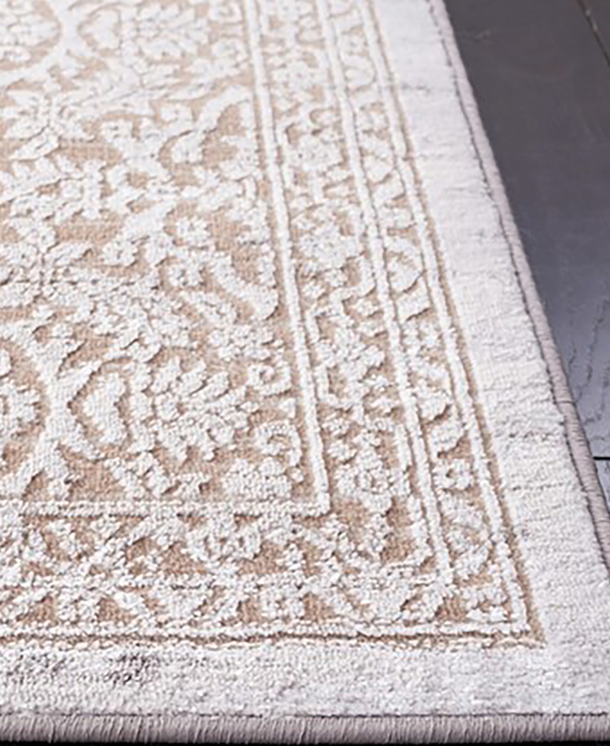 Safavieh Amelia ALA239 x Area Rug