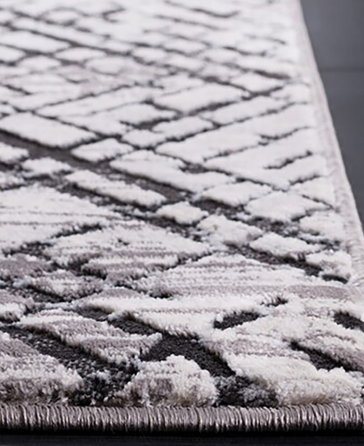 Safavieh Amelia ALA275 Area Rug - Black