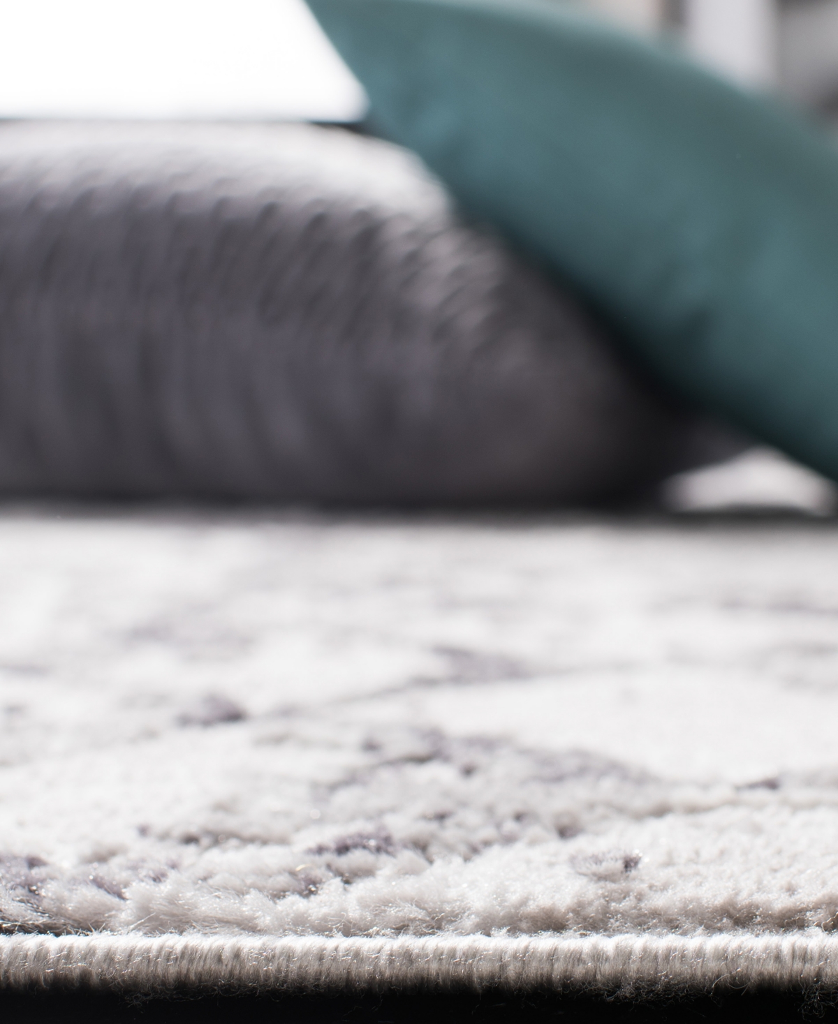 Safavieh Amelia ALA783 Area Rug