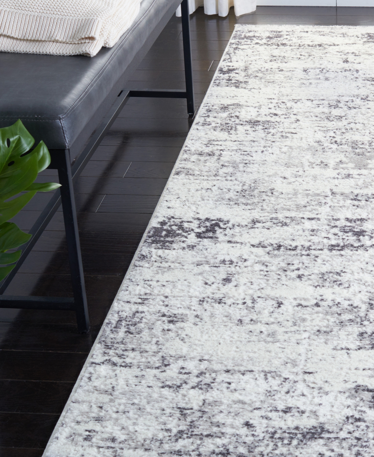 Safavieh Amelia ALA700 Area Rug - Gray
