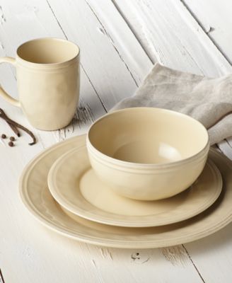 Cucina 16 Pc. Dinnerware Set, Service for 4