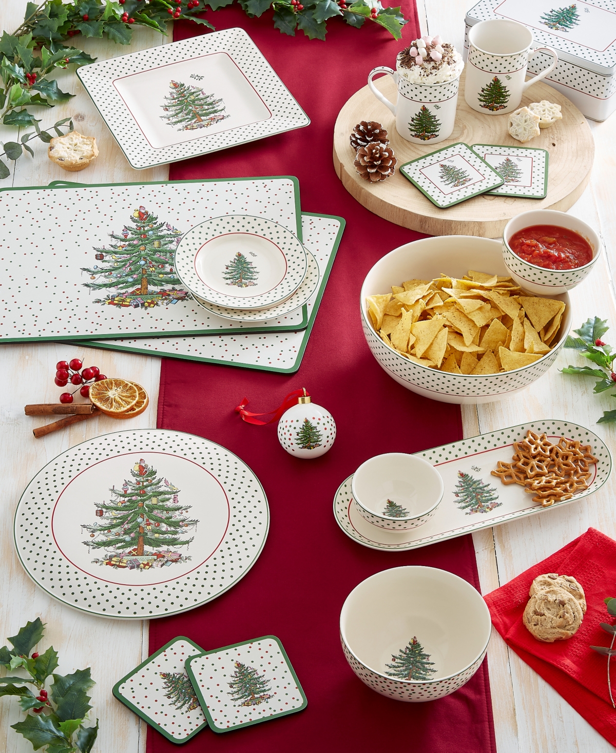 Shop Spode Christmas Tree Polka Dot 4 Piece Large Placemats Set, Service For 4 In Green
