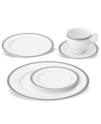 Charlotta 5 Piece Place Setting