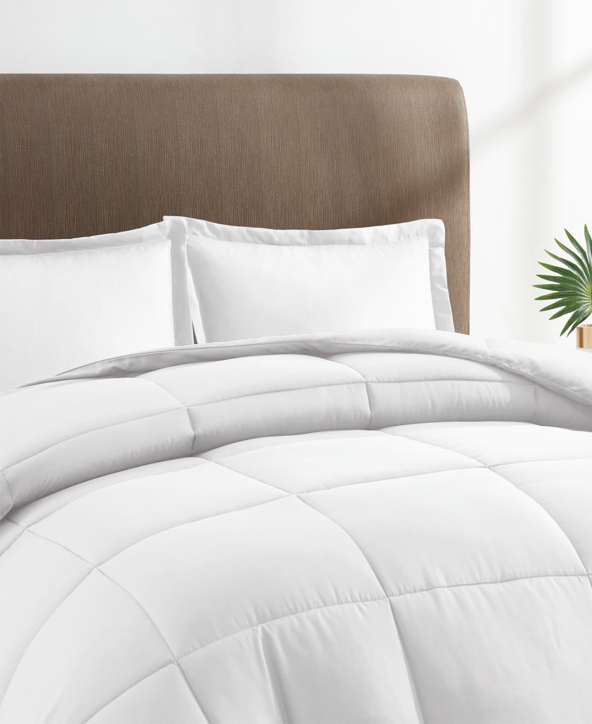 Nestl Down Alternative All Season Comforter, Full/Queen