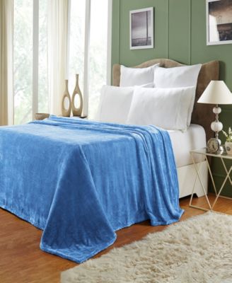 Wrinkle Resistant Plush Fleece Throw, 50" x 60"