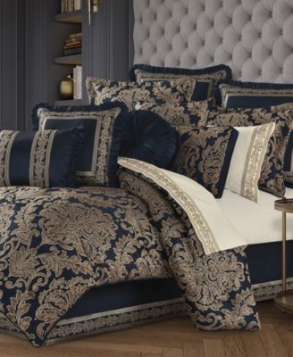 J Queen New York 4 Piece Comforter Set, California King
