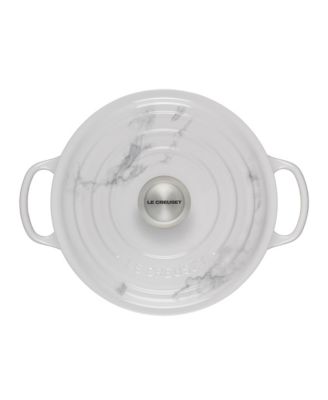 4.5 Quart Cast Iron Round Dutch Oven with Marble Applique