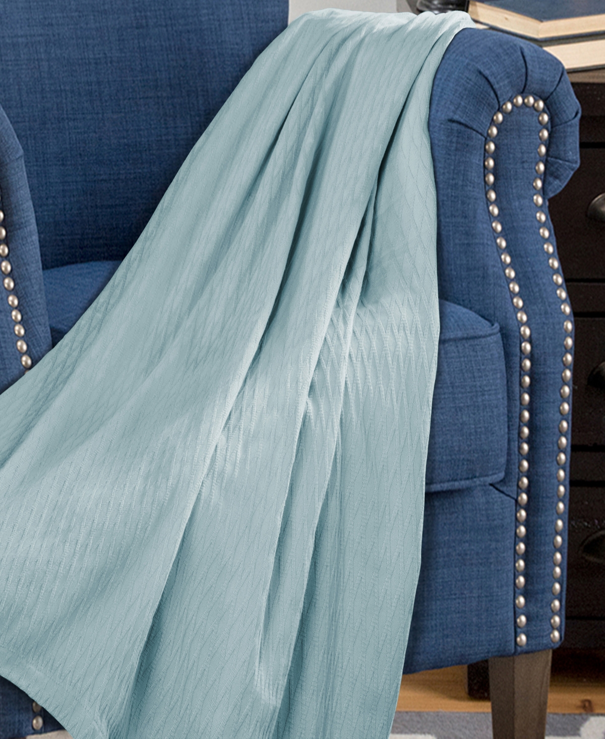 Superior Diamond Pattern All Season Woven Cotton Blanket