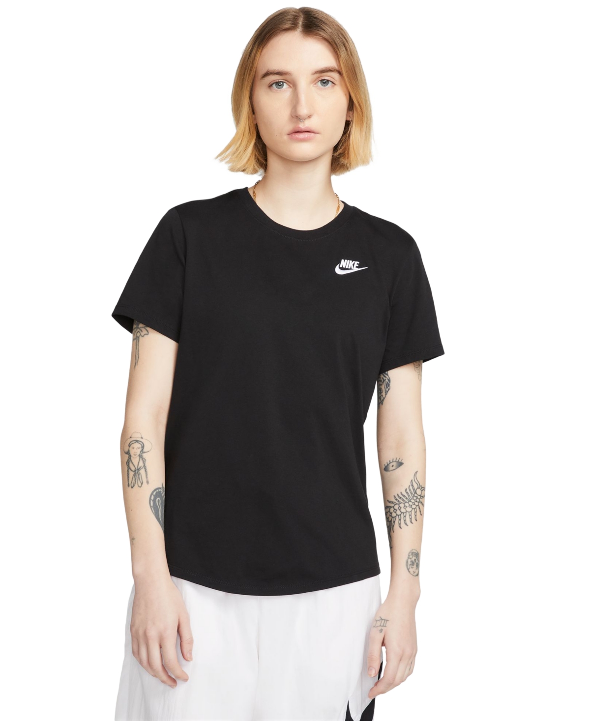 Nike Women's Sportswear Club Essentials T-shirt In Black