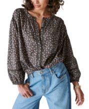 Macy's last cheap act tops