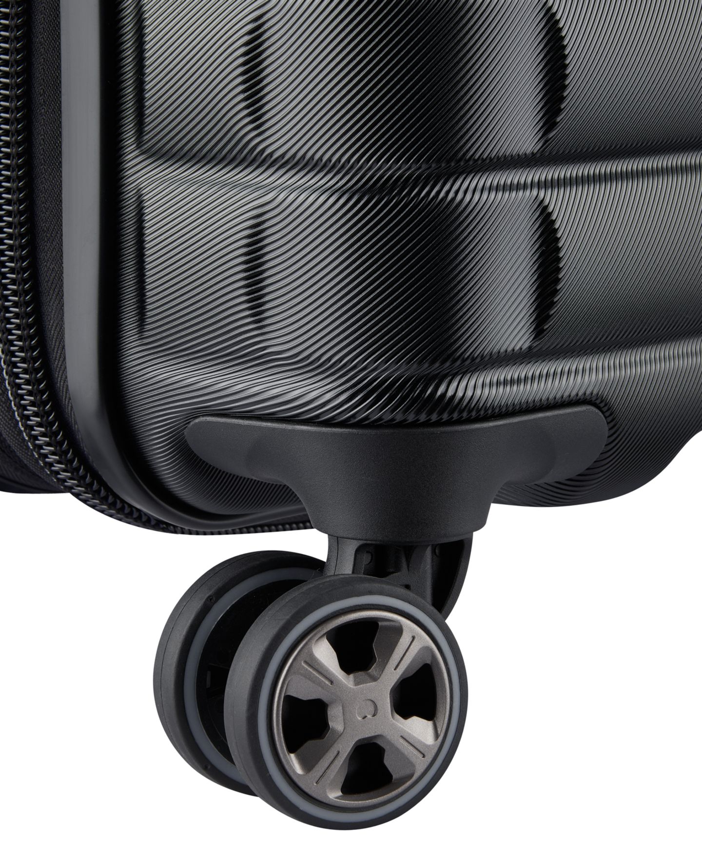 Чемодан Delsey Paris Delsey Shadow 5.0 Expandable 27" Check-in Spinner Luggage, цвет: Чёрный — фото 5