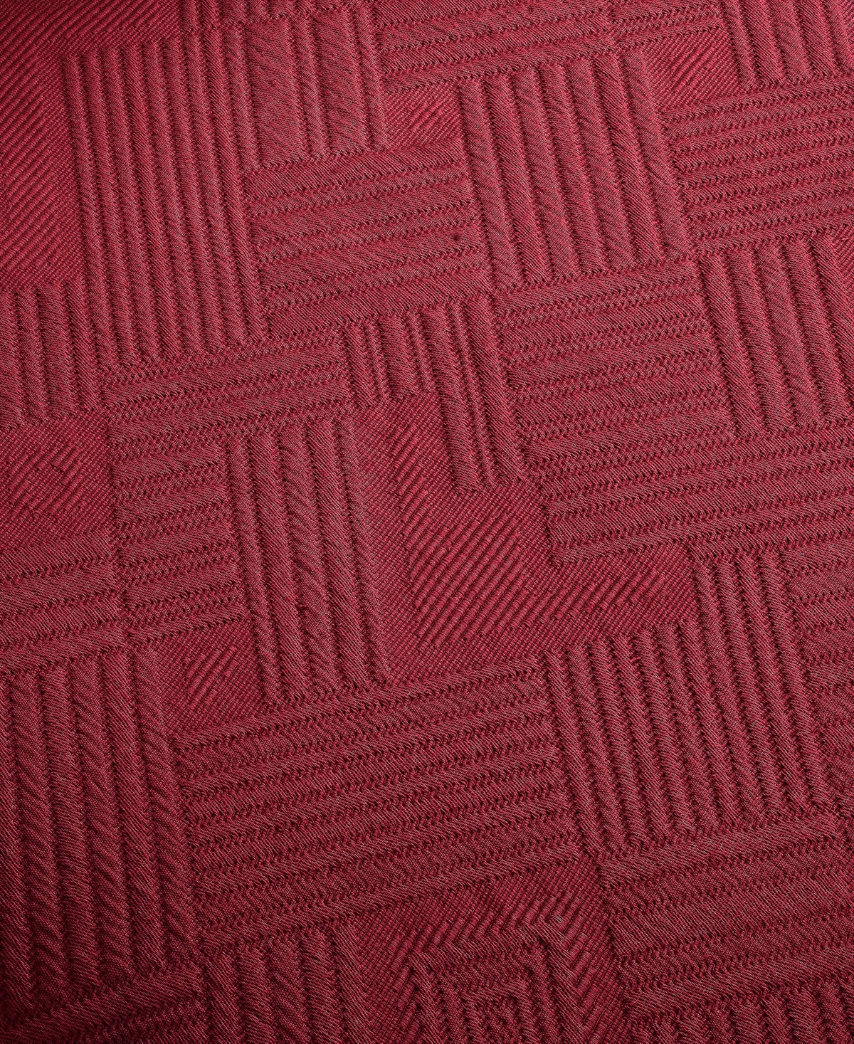 Superior Geometric Fret Textured Jacquard Matelasse All-season 2-piece Bedspread Set, Twin In Burgundy