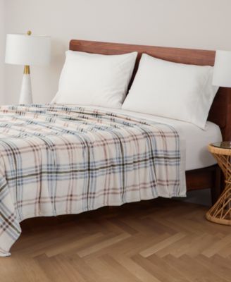 Classic Velvety Plush Blanket, Full/Queen