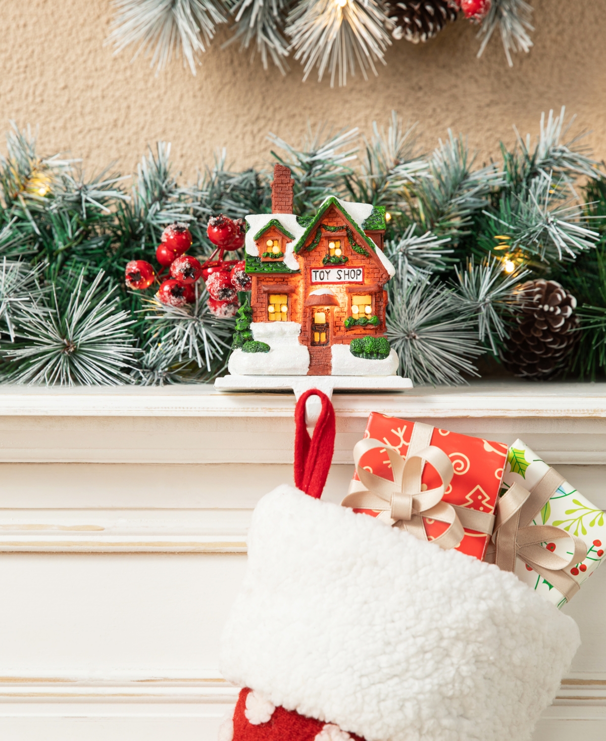 Glitzhome 6" H Set Of 3 Lighted Resin House Stocking Holder In Multi