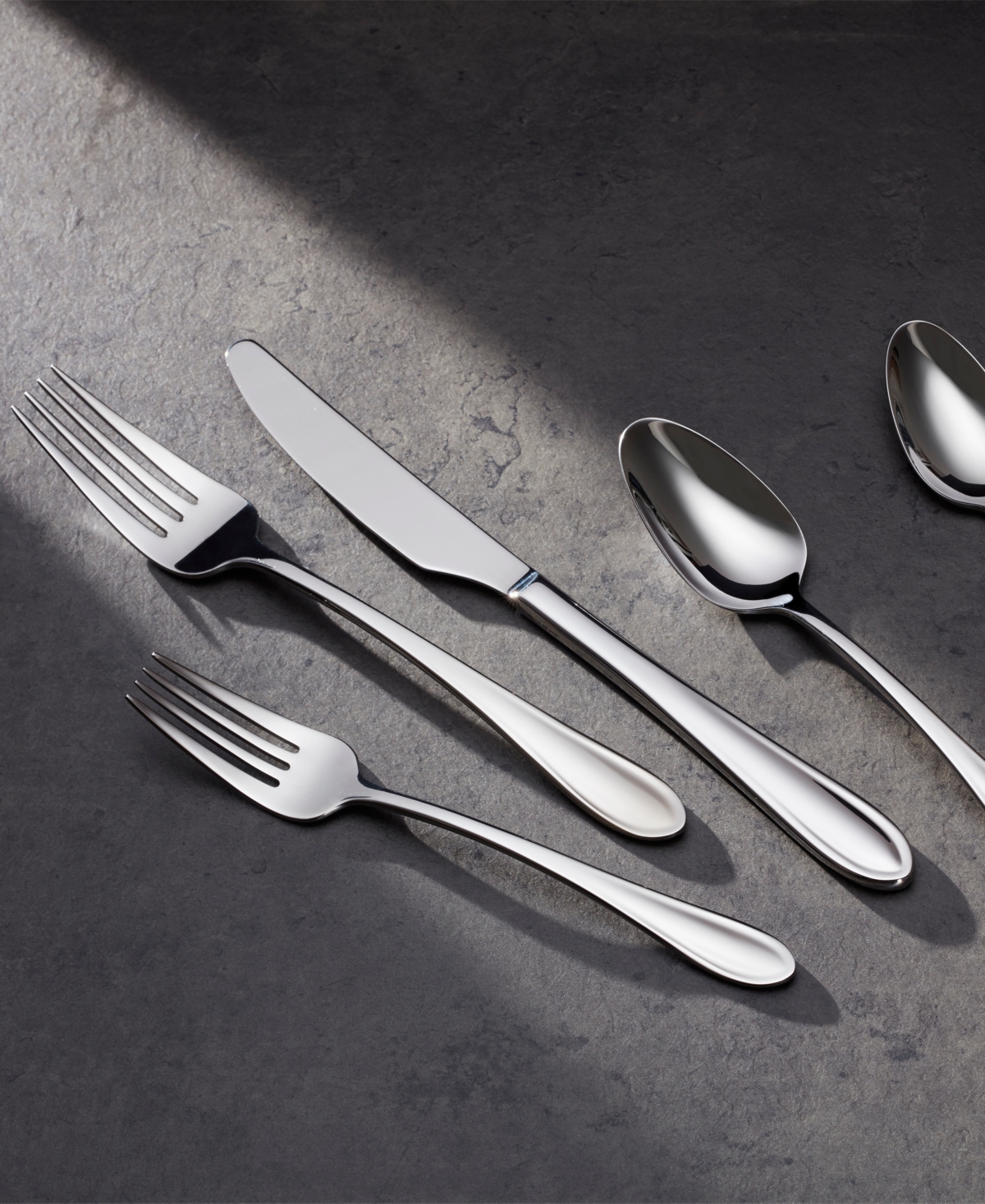 Oneida Madelynn 42 Piece Everyday Flatware Set - Metallic and No Color