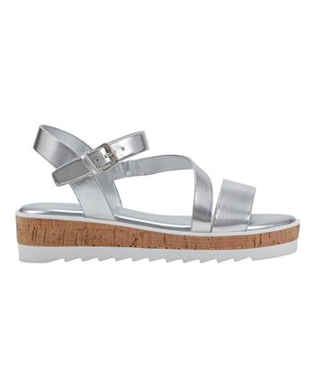 Marc sales fisher flatforms