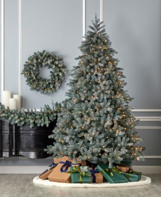Spruce 7.5' Pre-Lit PE Mixed PVC Tree with Metal Standing, 2450 Tips, 500 Warm LED, EZ-Connect, Remote, Storage Bag