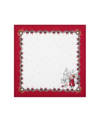 Toy's Fantasy Engineered Napkins, Set of 4, 17" x 17"