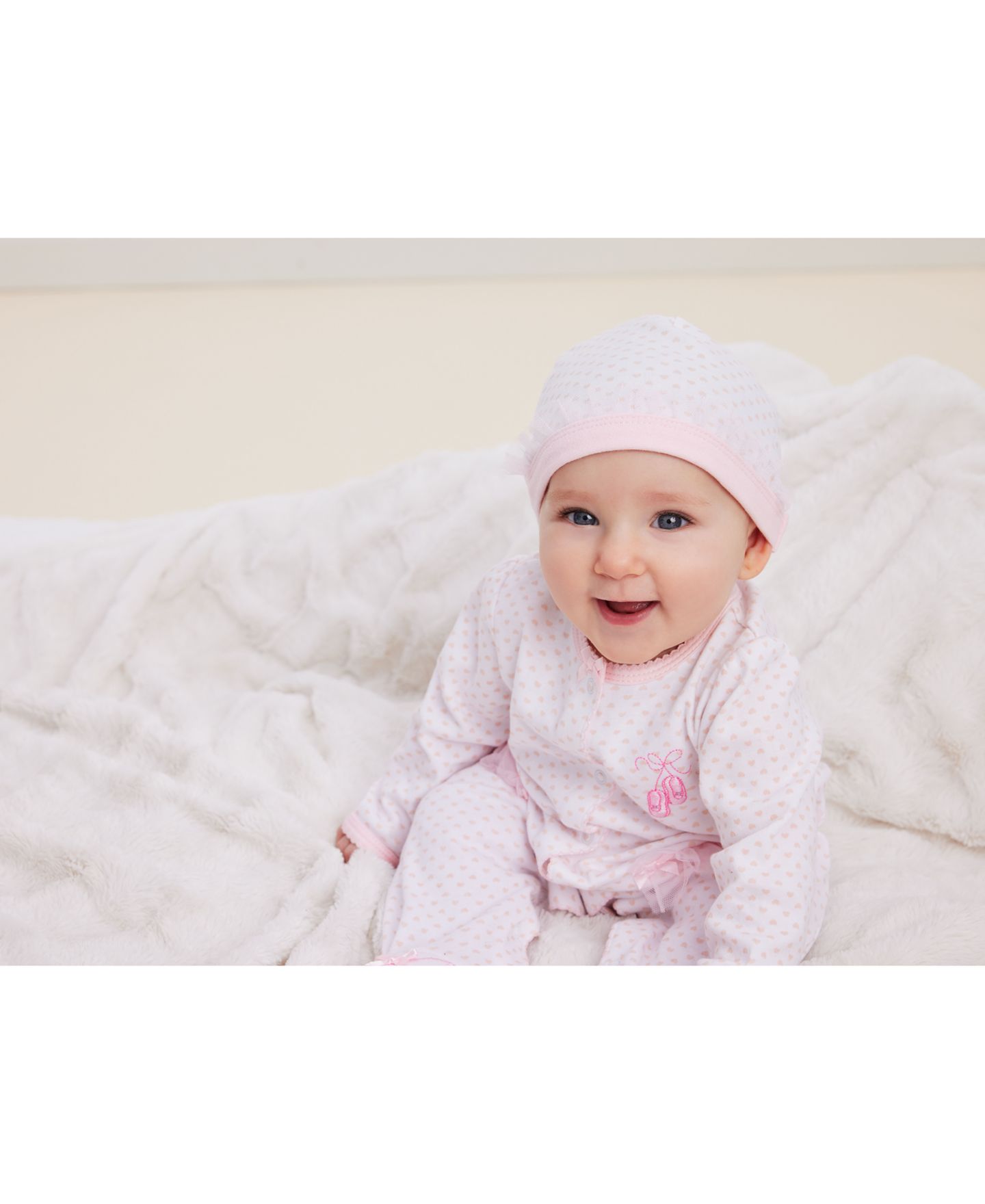 Комбинезоны Little Me Prima Ballerina Coverall with Matching Hat, 2 Piece Set для девочек-малышей, цвет: Белый / Розовый — фото 3