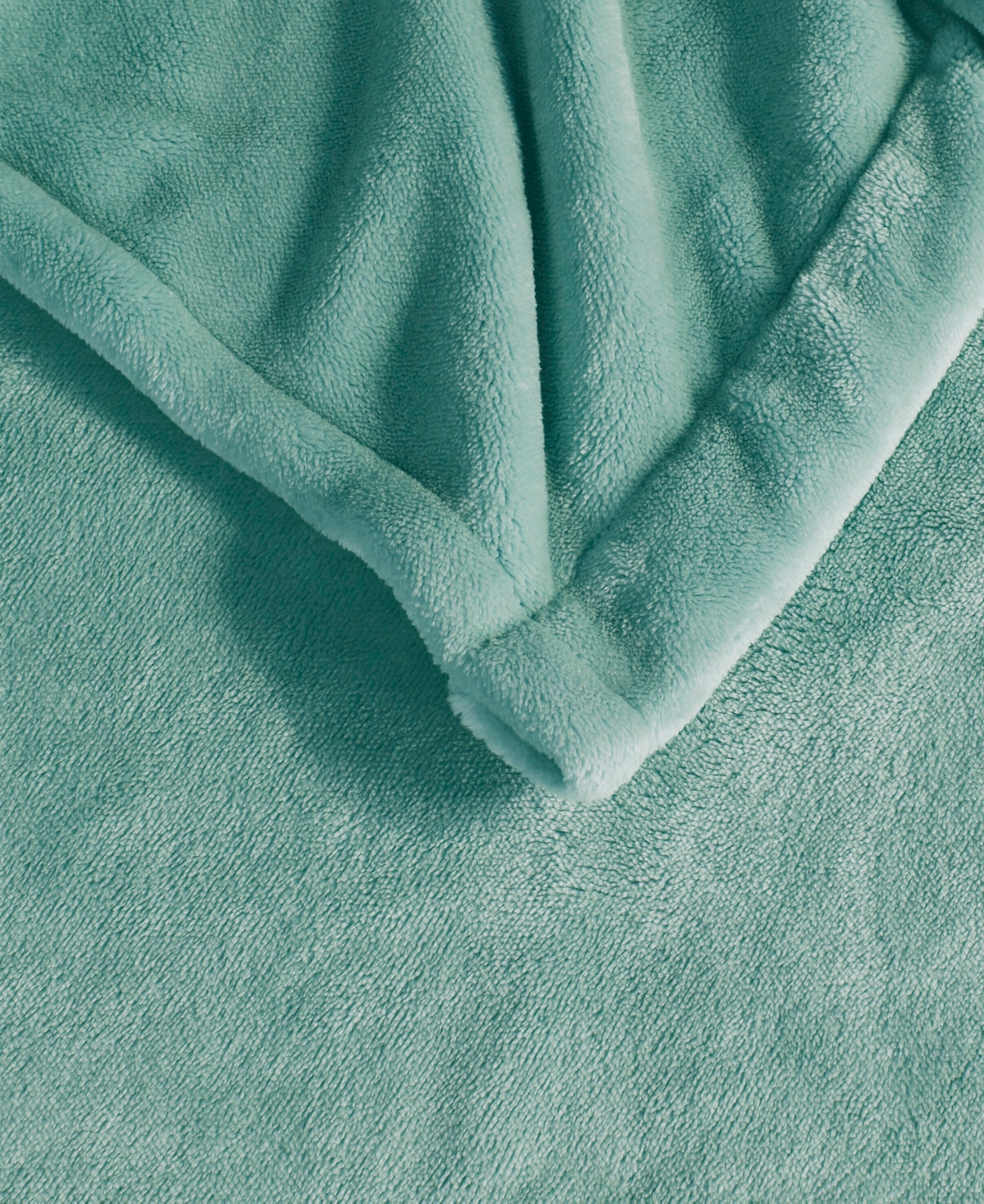 Beautyrest Plush Blanket