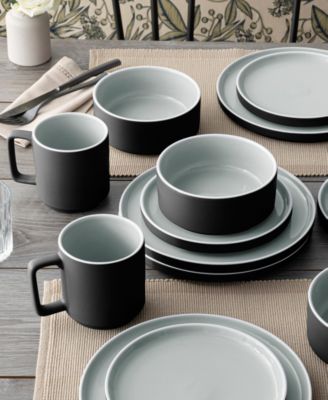 ColorTrio Stax 16 Pc. Dinnerware Set, Service for 4
