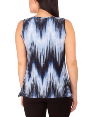 Petite Sleeveless Pointed Hem Top