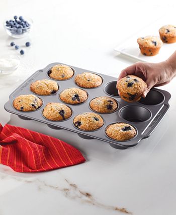 12-Cup Nonstick Muffin and Cupcake Pan — Farberware Cookware