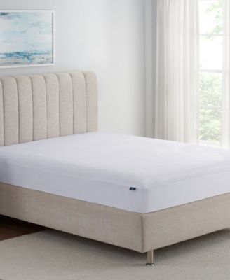 Serta Soft Top Water Resistant Mattress Protector In White