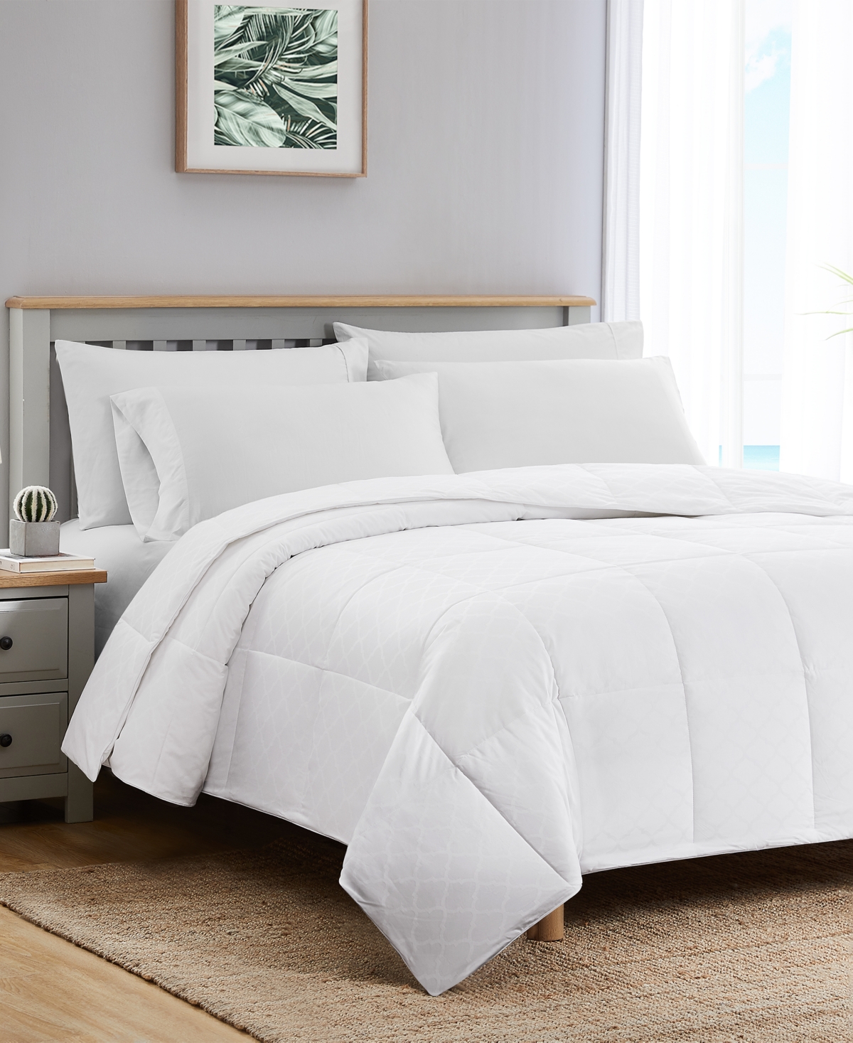 Tommy Bahama Home Get Cozy Toss Turn Comforter, Queen In White
