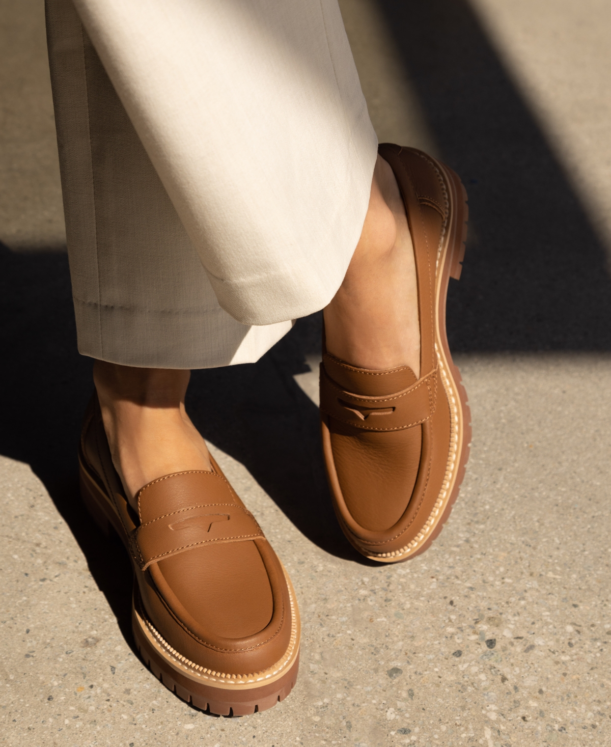 TOMS WOMEN'S CARA LUG SOLE LOAFERS 