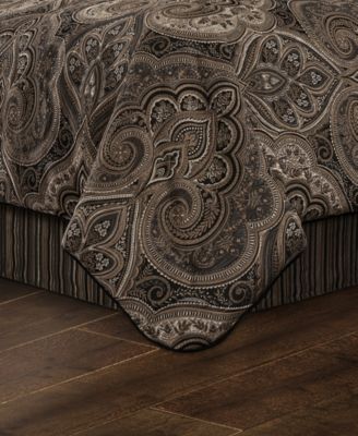 Shop J Queen New York Cipriana Comforter Sets In Bronze