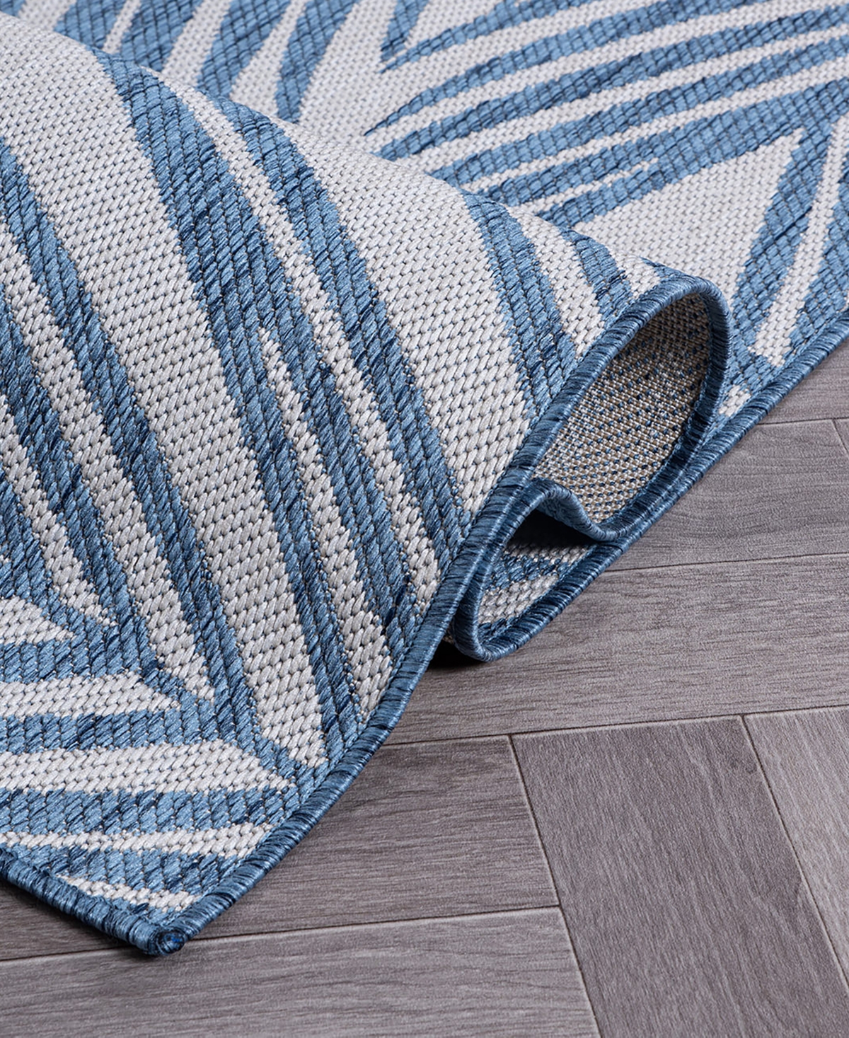Main Street Rugs Bays Outdoor 117 Area Rug
