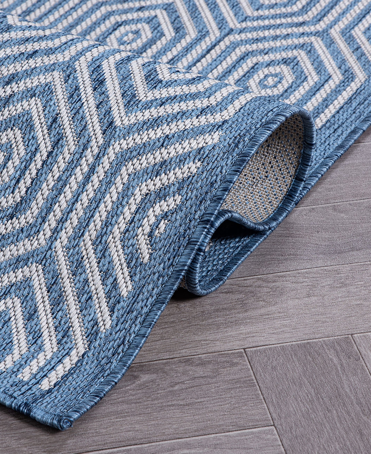 Main Street Rugs Bays Outdoor 120 Area Rug